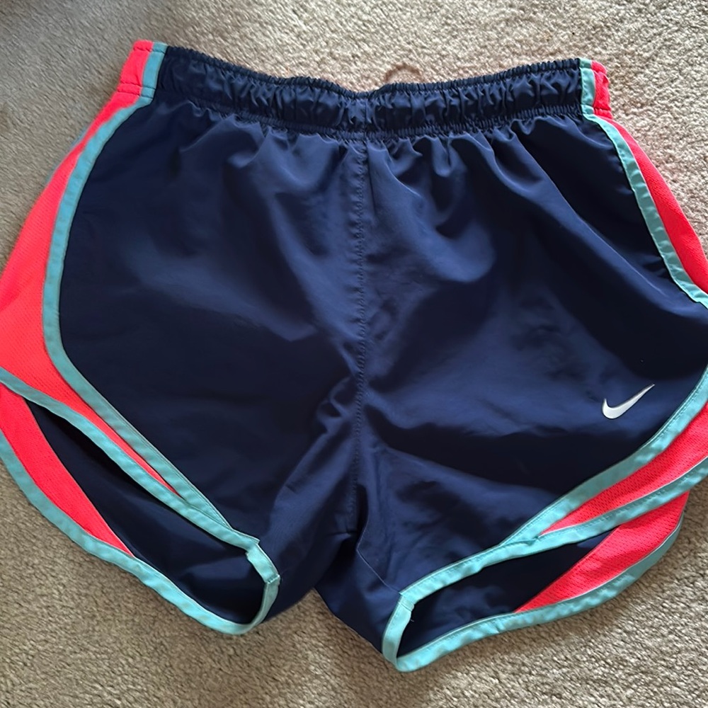 Some cute Nike shorts stretchy waist band